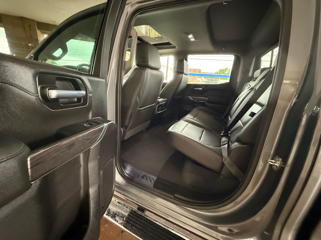 Chevrolet Silverado 1500 4WD Crew Cab 147" LTZ 2021