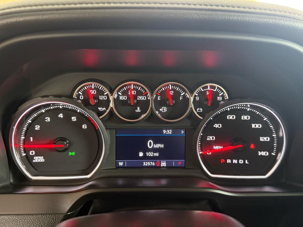 Chevrolet Silverado 1500 4WD Crew Cab 147" LTZ 2021