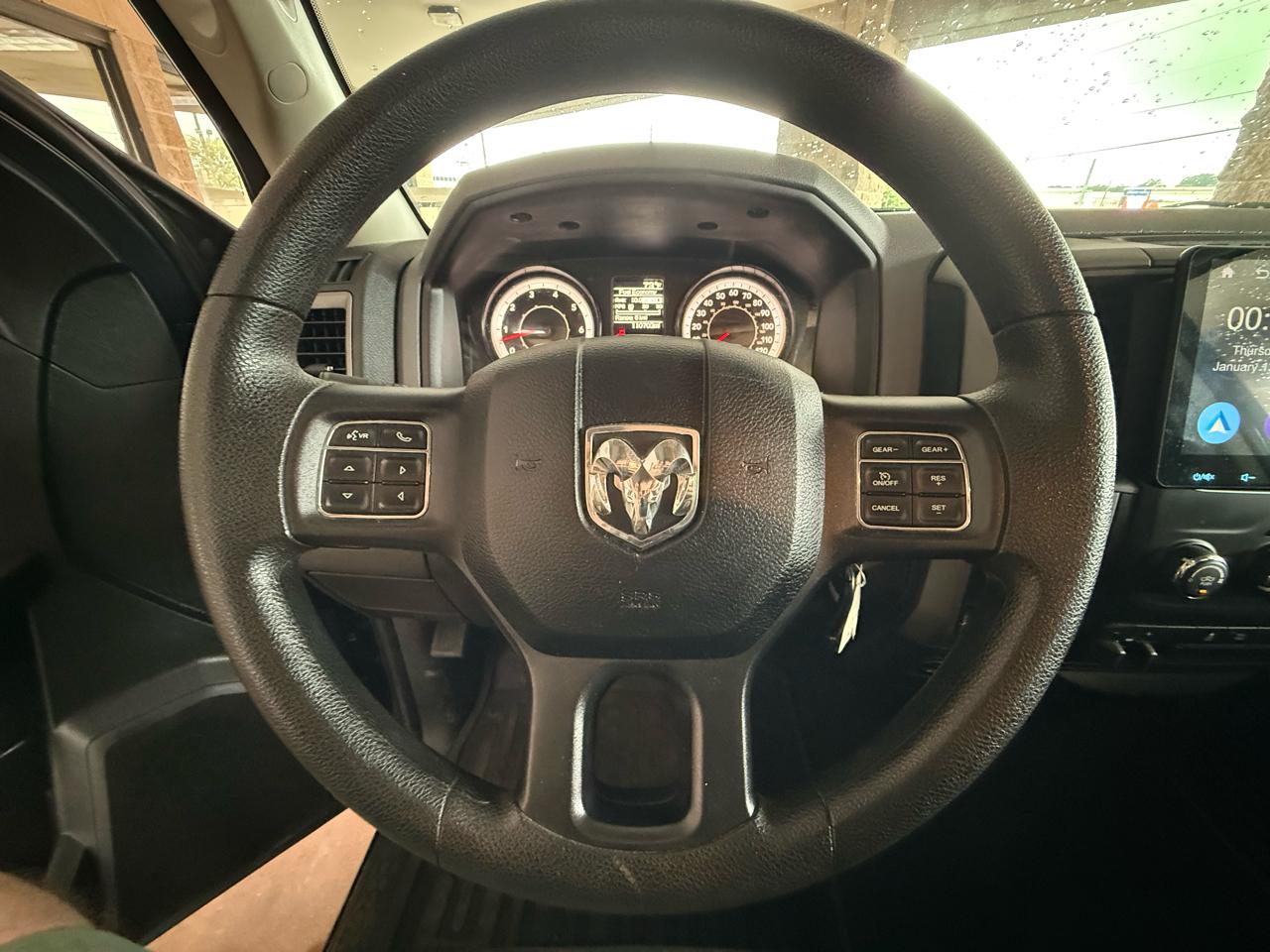 RAM 1500 Express 4x4 Quad Cab 6'4" Box 2017