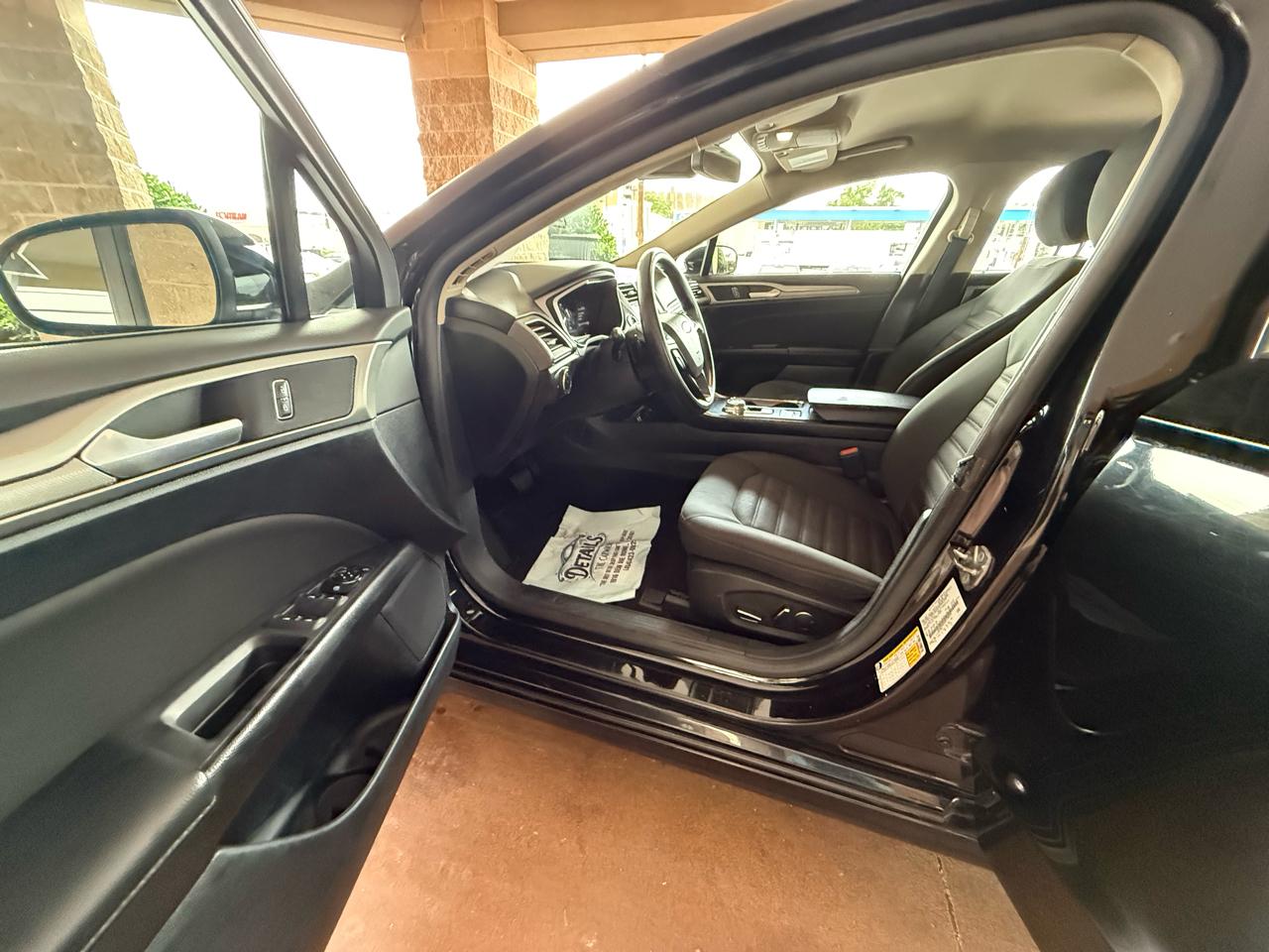 Ford Fusion SE FWD 2019