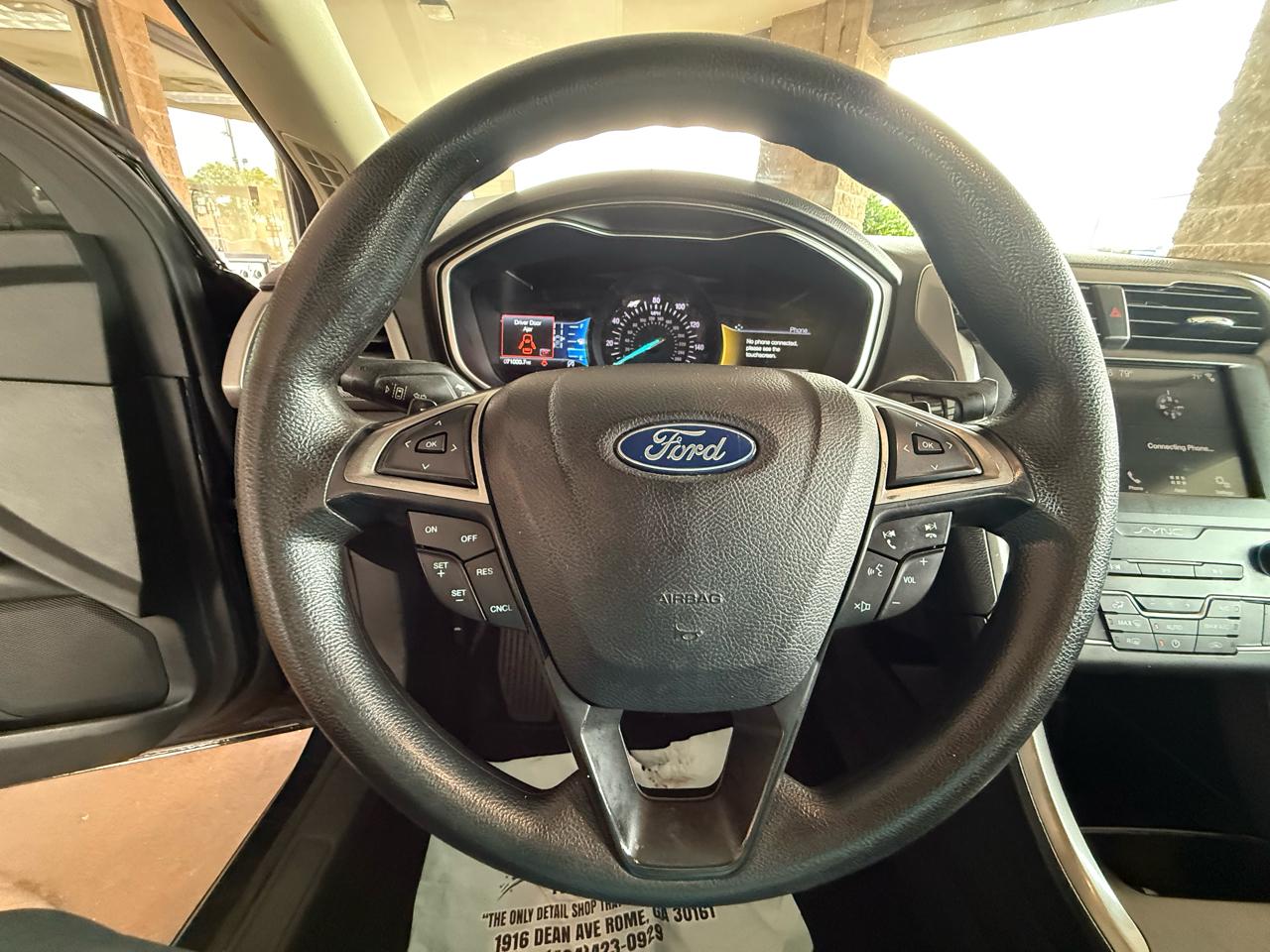 Ford Fusion SE FWD 2019
