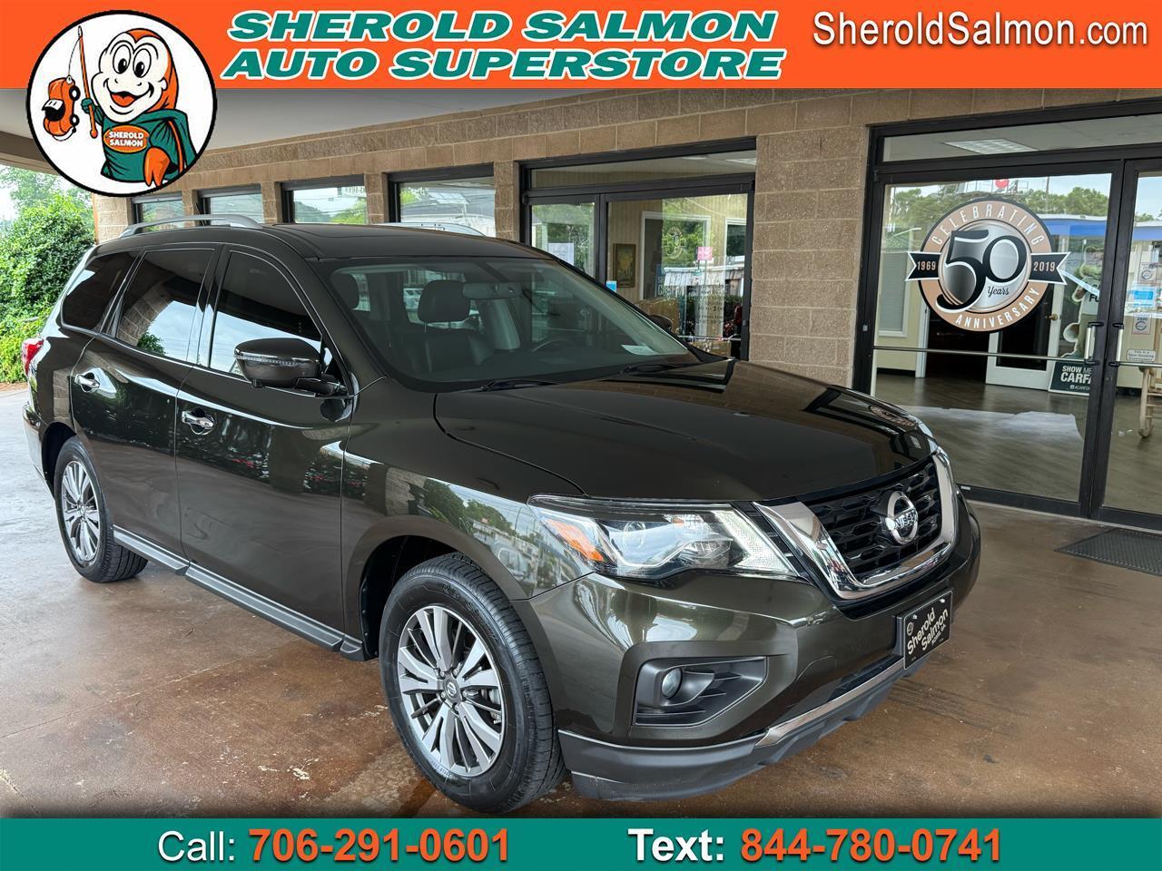 Nissan Pathfinder 4x4 SL 2017