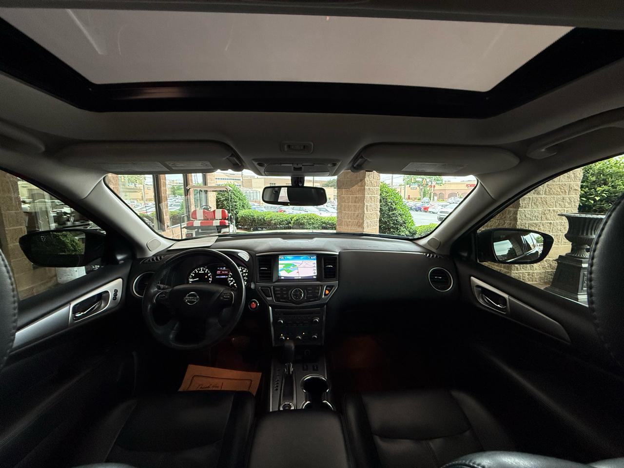 Nissan Pathfinder 4x4 SL 2017