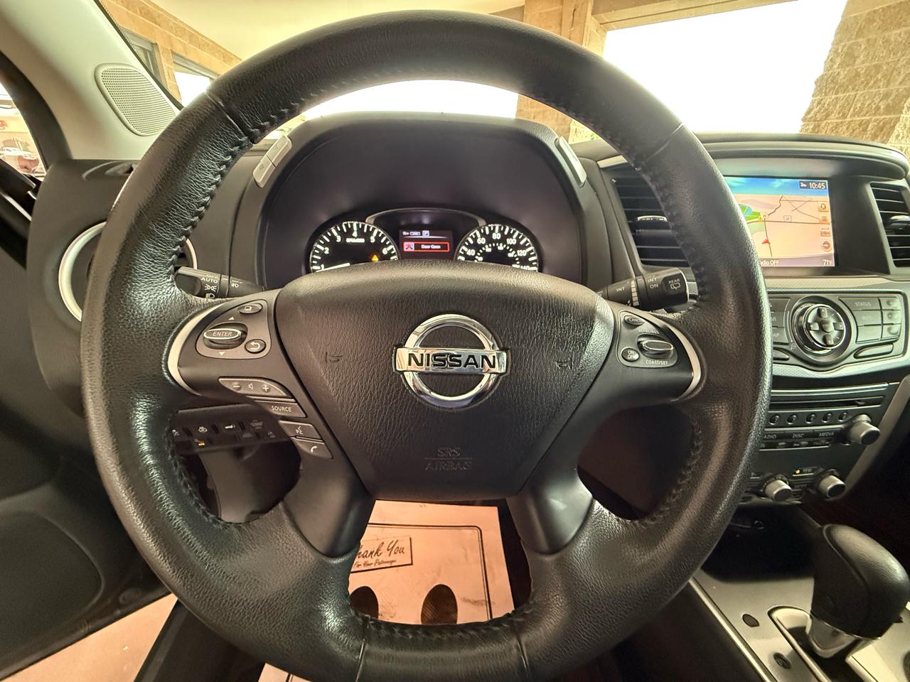 Nissan Pathfinder 4x4 SL 2017