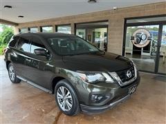 2017 Nissan Pathfinder 