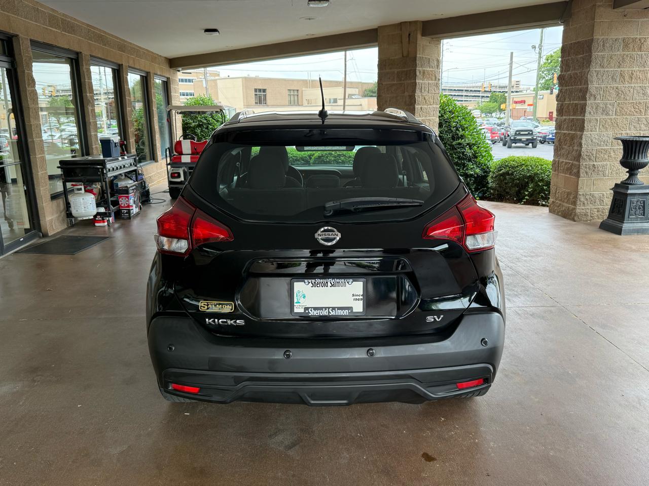 Nissan Kicks SV FWD 2020