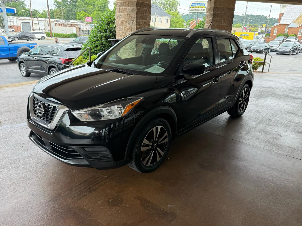 Nissan Kicks SV FWD 2020