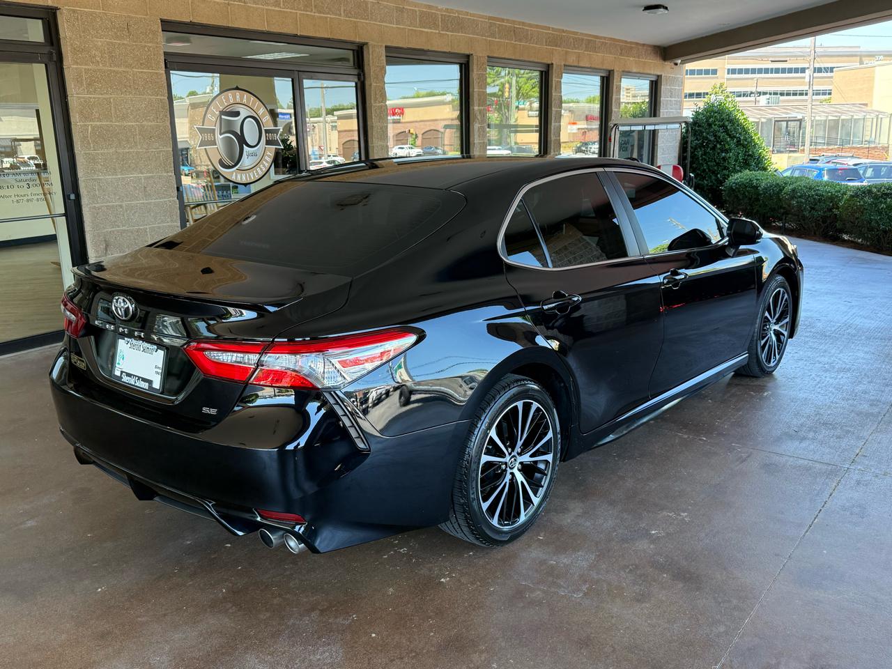 Toyota Camry SE 2018