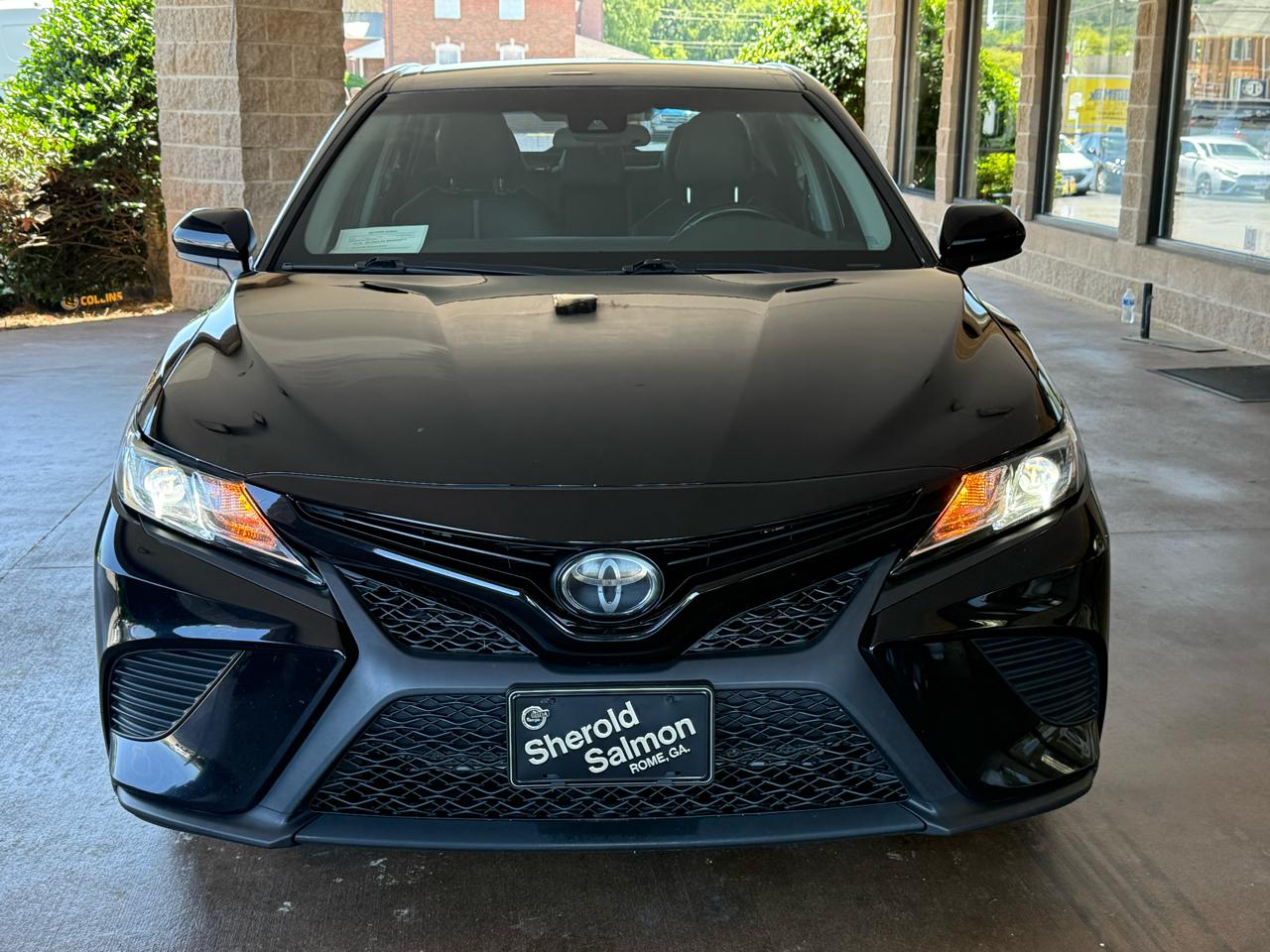 Toyota Camry SE 2018