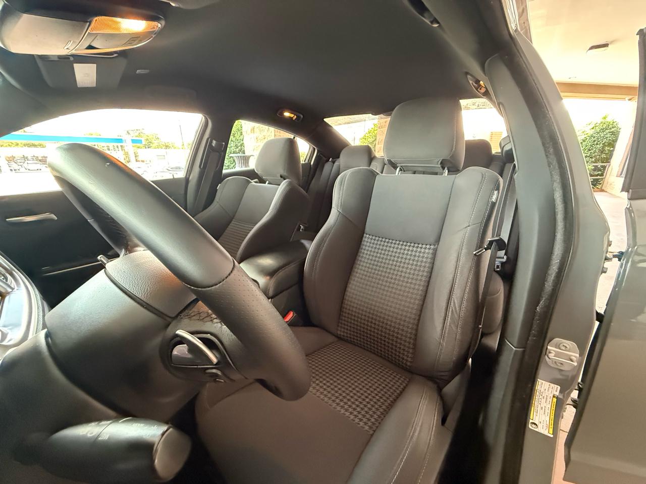Dodge Charger R/T RWD 2019