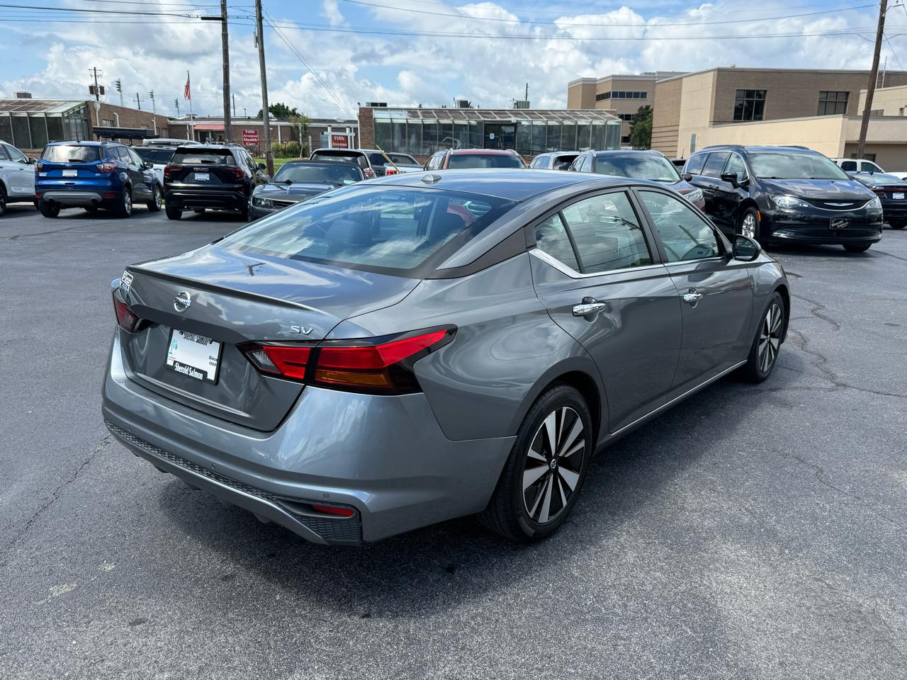 Nissan Altima 2.5 SV Sedan 2022