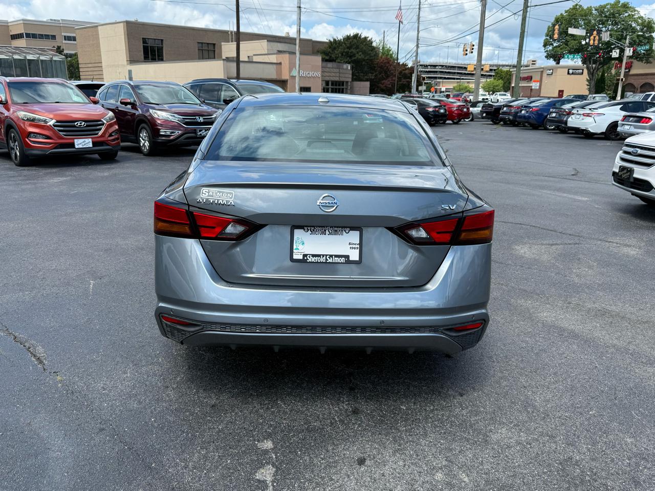 Nissan Altima 2.5 SV Sedan 2022