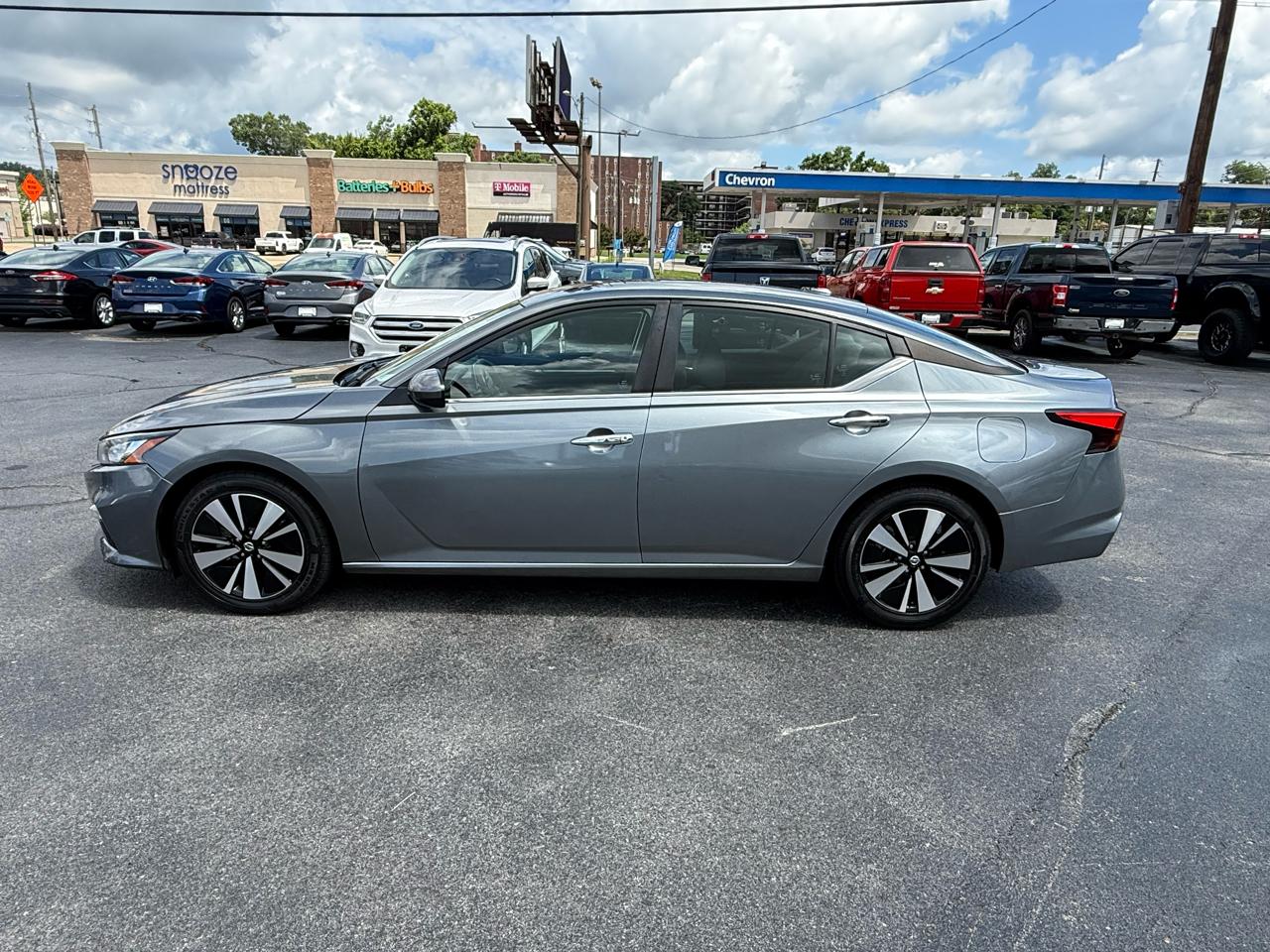 Nissan Altima 2.5 SV Sedan 2022