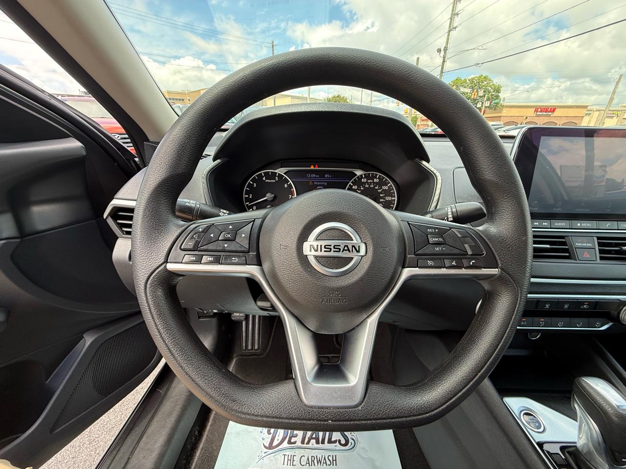 Nissan Altima 2.5 SV Sedan 2022