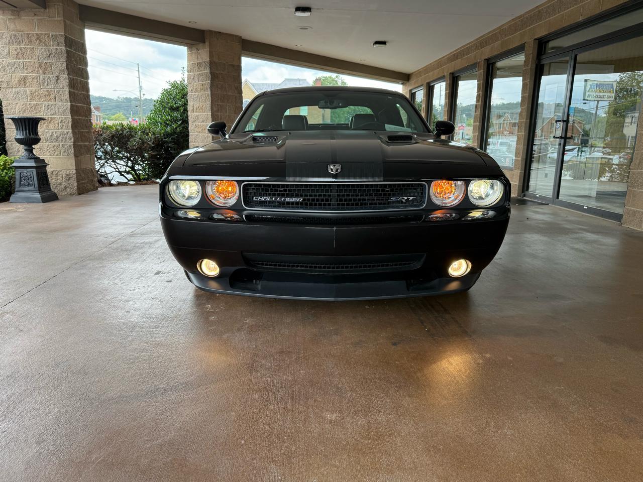 Dodge Challenger 2dr Cpe SRT8 2008