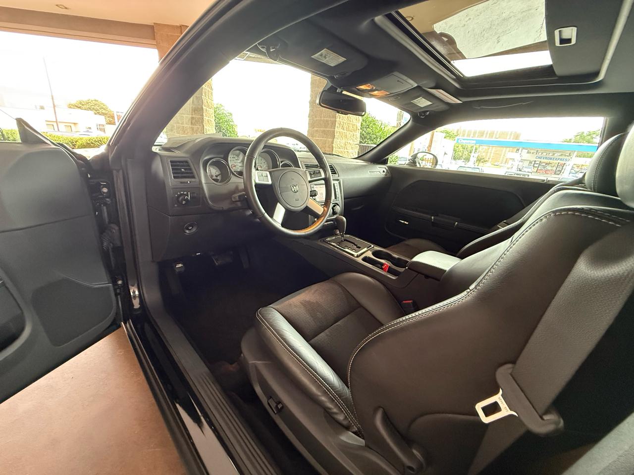 Dodge Challenger 2dr Cpe SRT8 2008
