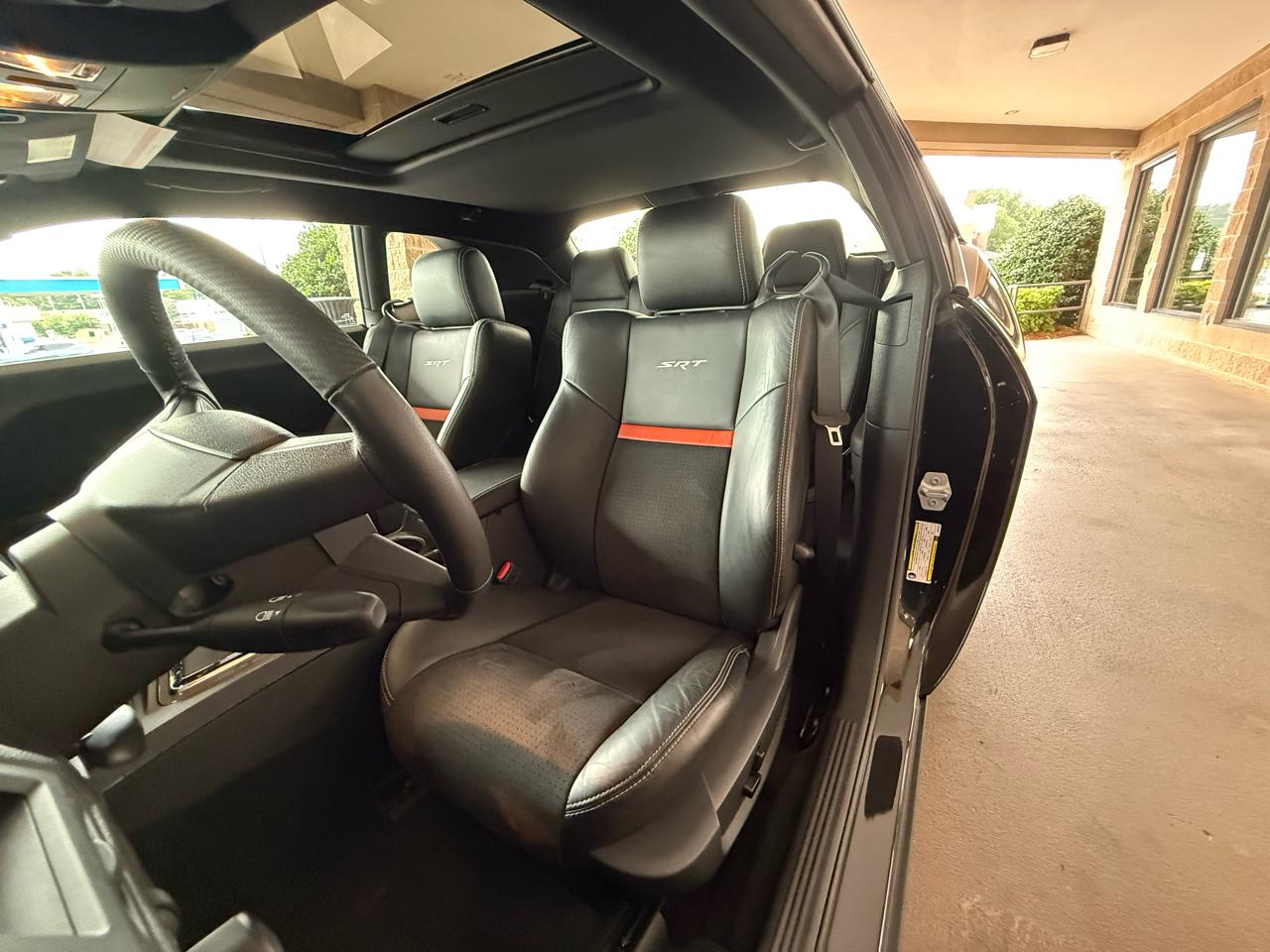 Dodge Challenger 2dr Cpe SRT8 2008