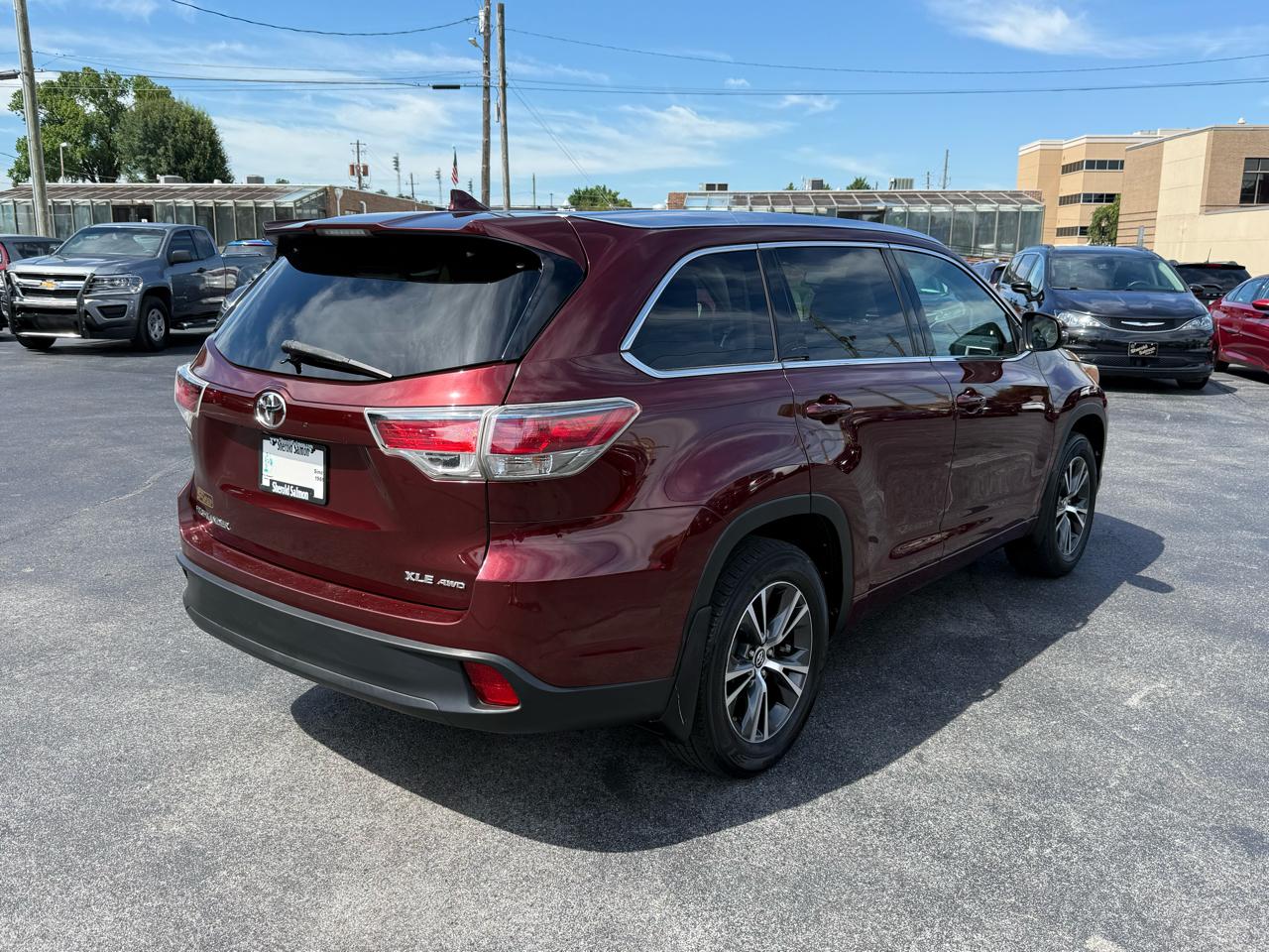 Toyota Highlander AWD 4dr V6 XLE (Natl) 2016