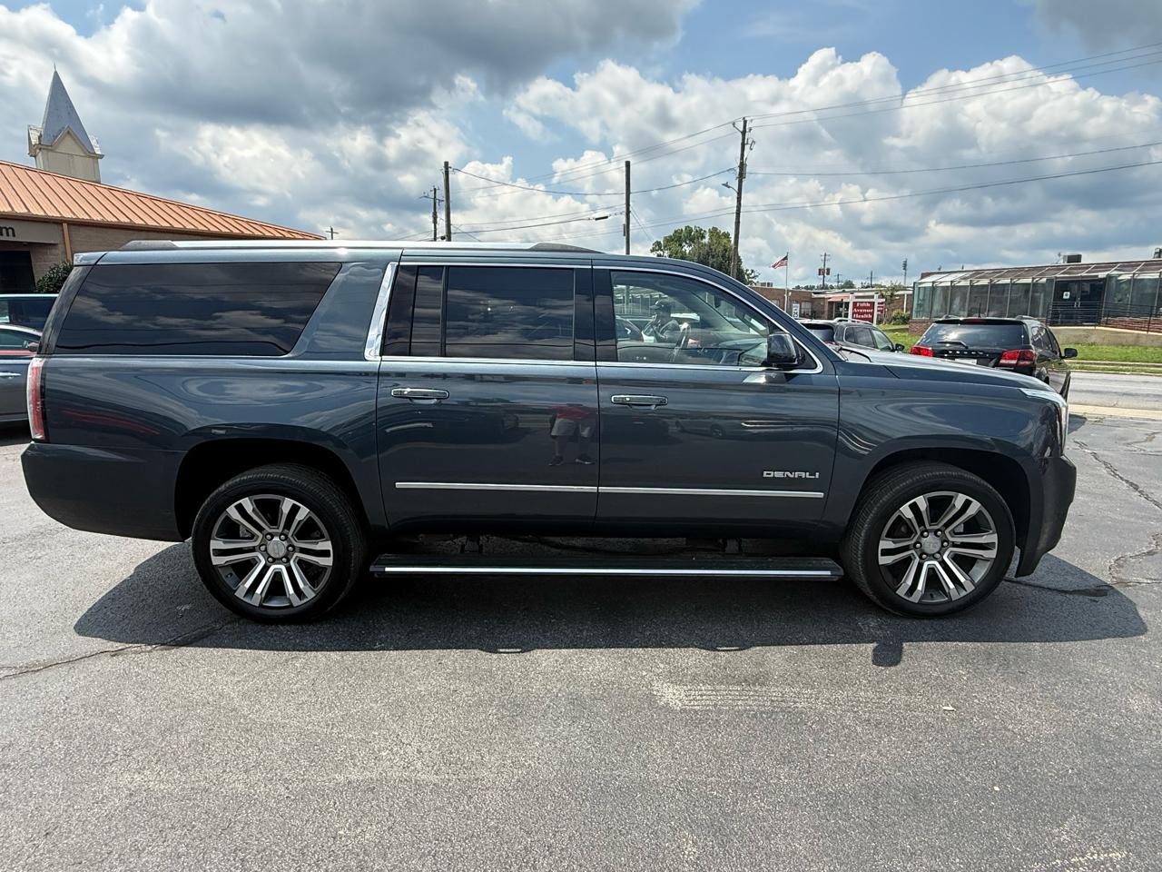 GMC Yukon XL 4WD 4dr Denali 2020