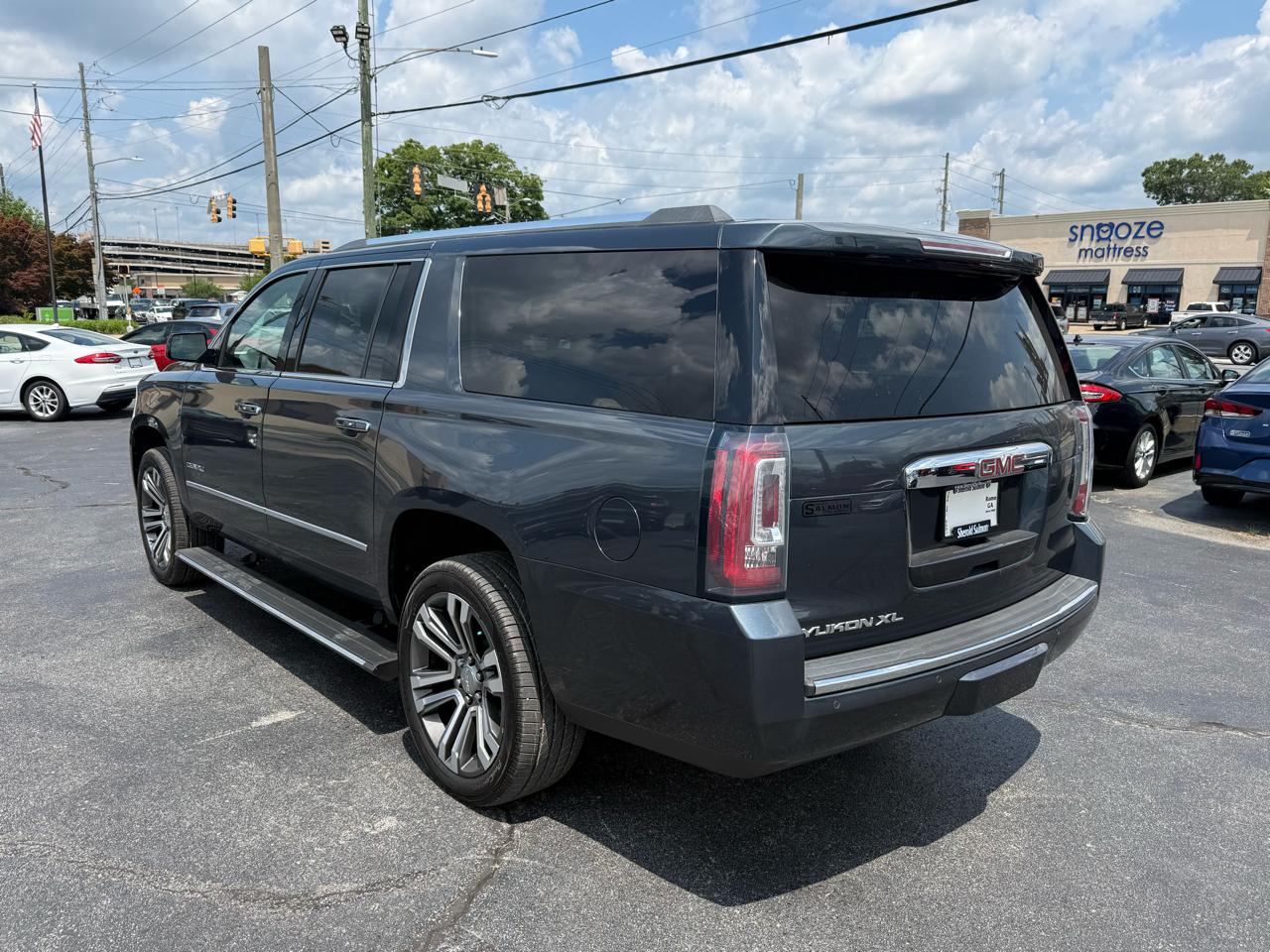 GMC Yukon XL 4WD 4dr Denali 2020