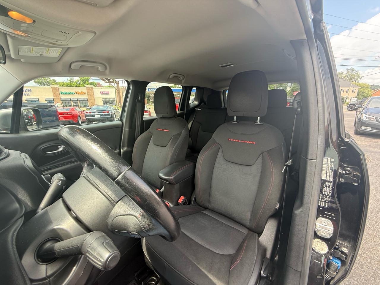 Jeep Renegade 4WD 4dr Trailhawk 2015