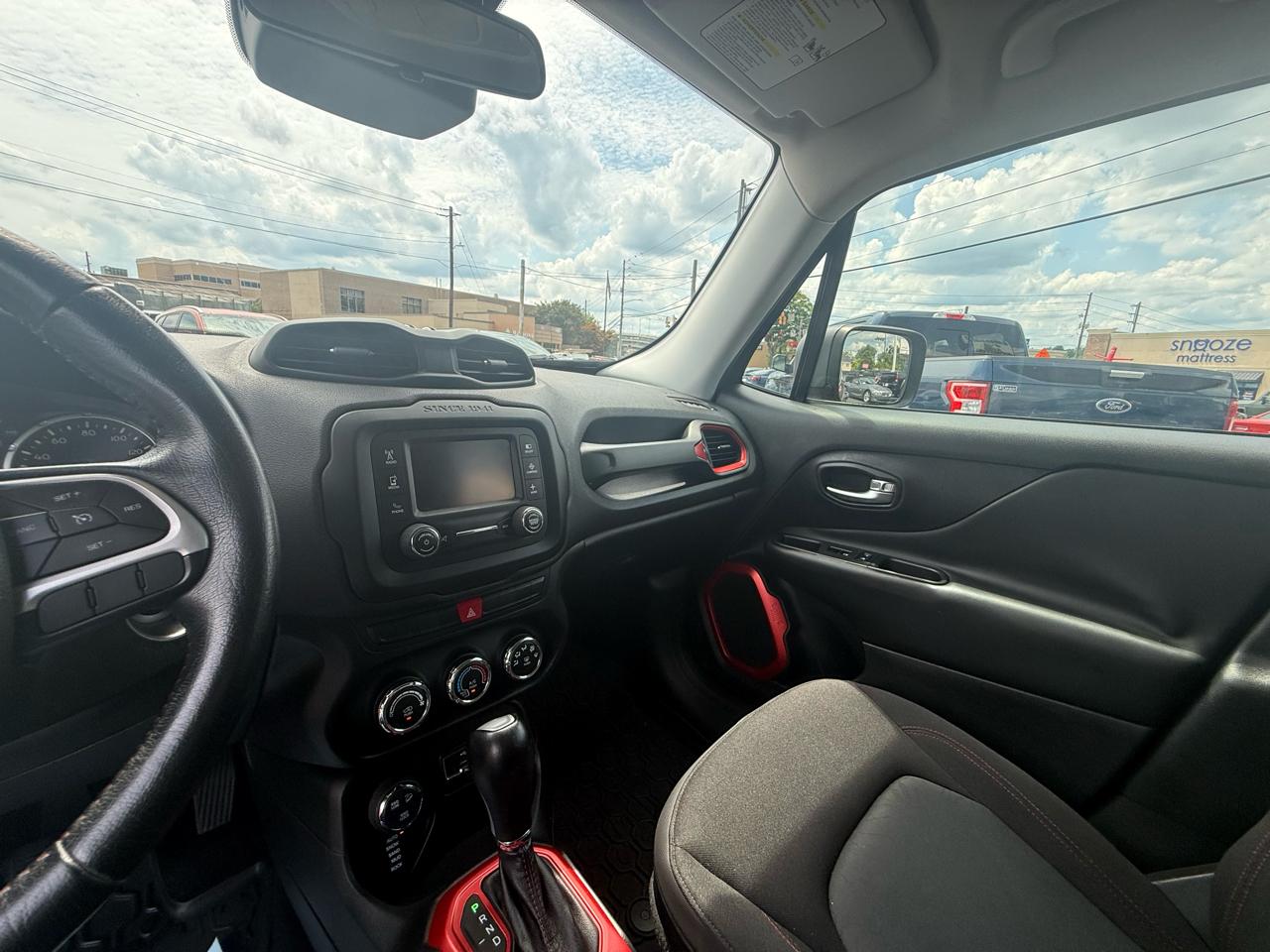 Jeep Renegade 4WD 4dr Trailhawk 2015