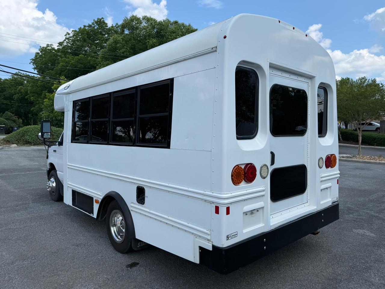 Ford E-Series Cutaway E-350 SRW 138" WB 2019