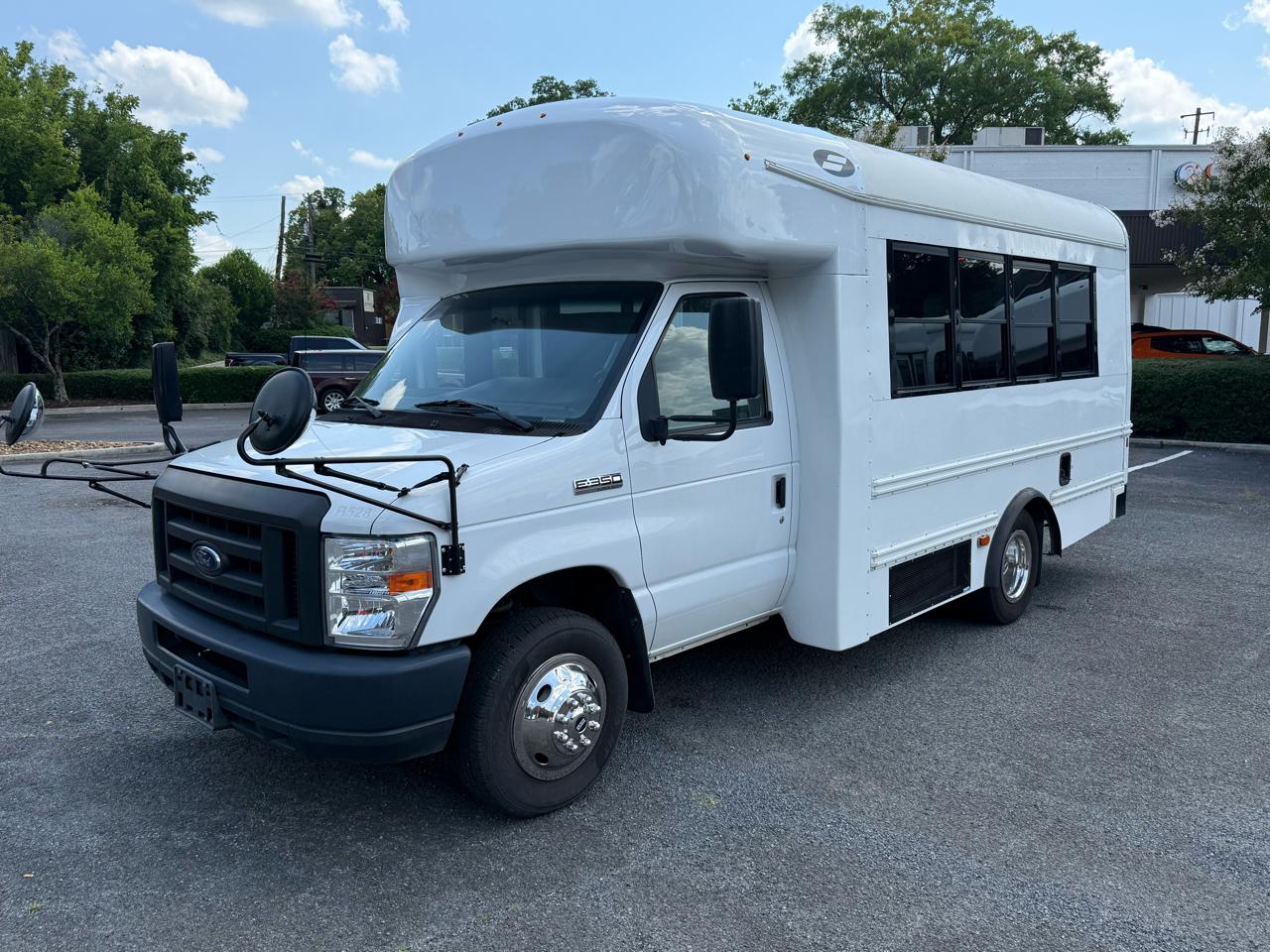 Ford E-Series Cutaway E-350 SRW 138" WB 2019