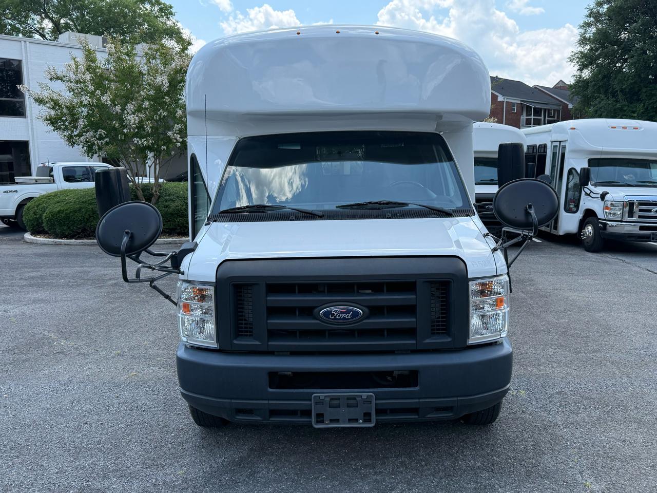 Ford E-Series Cutaway E-350 SRW 138" WB 2019