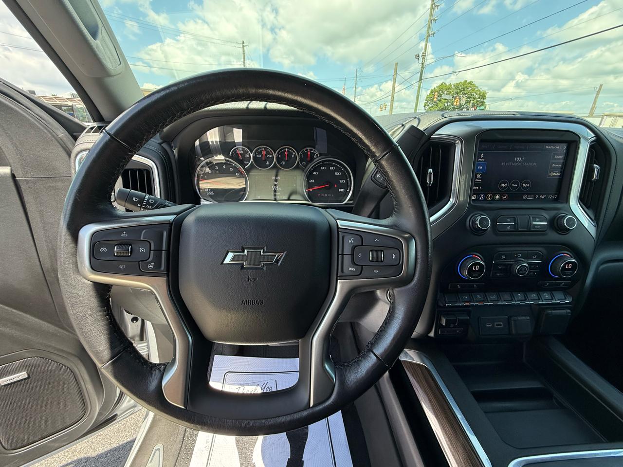 Chevrolet Silverado 1500 4WD Crew Cab 147" RST 2021