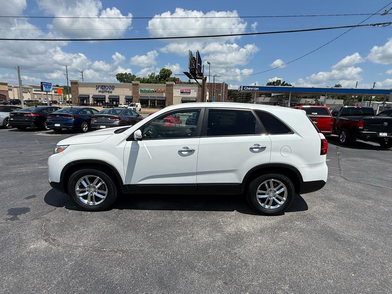 Kia Sorento 2WD 4dr I4 LX 2015