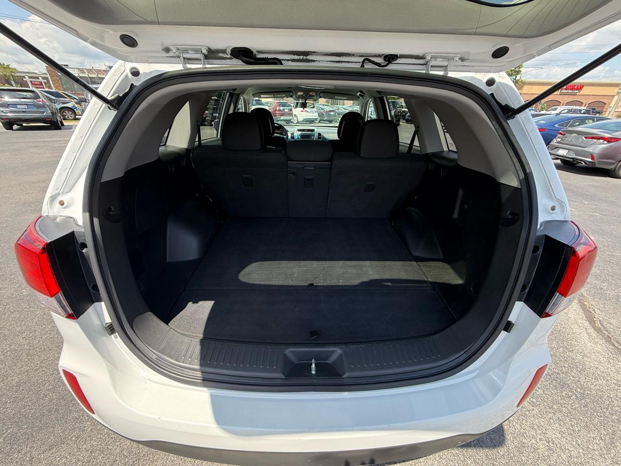 Kia Sorento 2WD 4dr I4 LX 2015