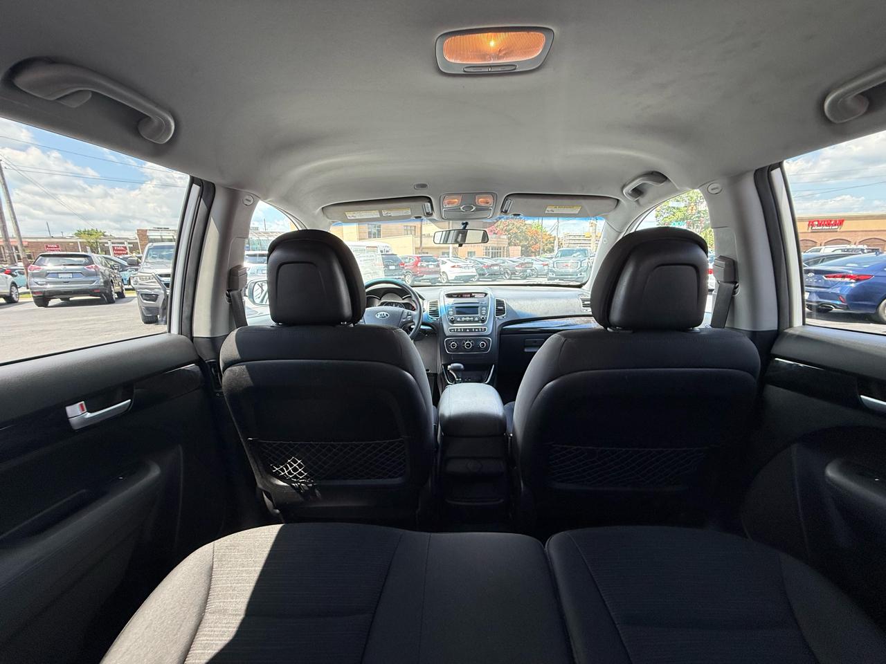 Kia Sorento 2WD 4dr I4 LX 2015