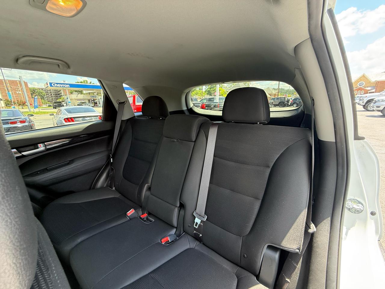 Kia Sorento 2WD 4dr I4 LX 2015