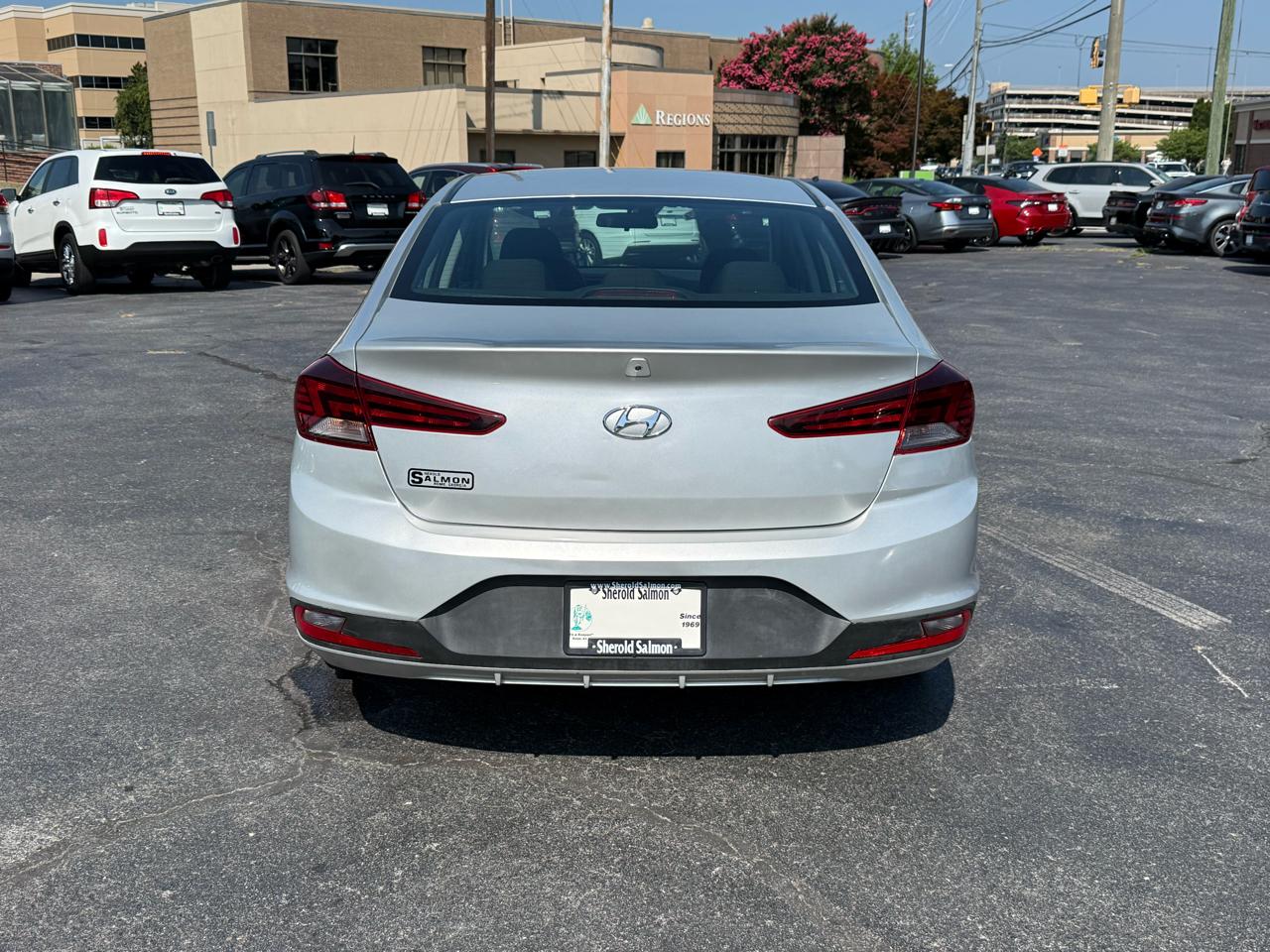 Hyundai Elantra SE IVT 2020