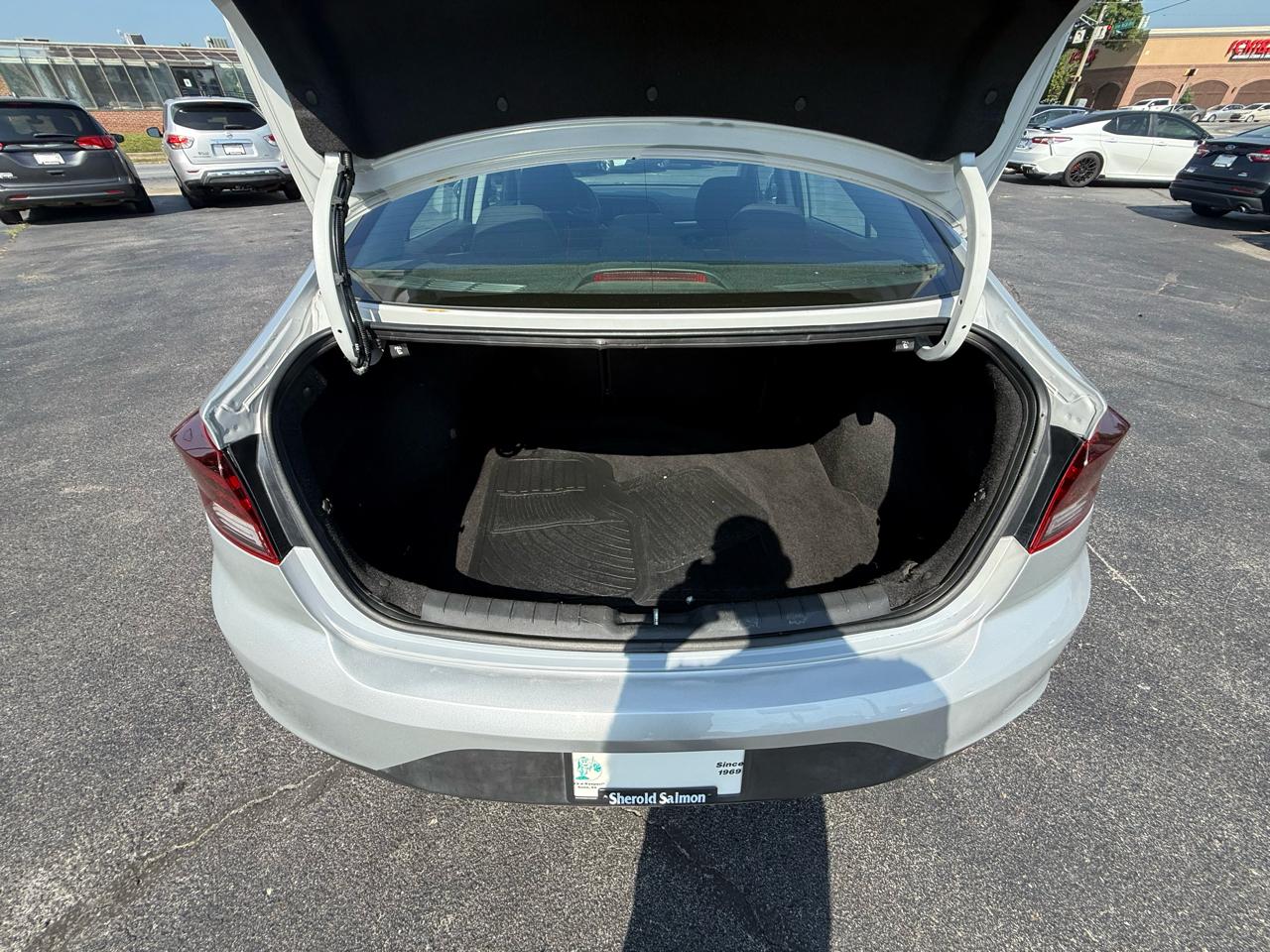 Hyundai Elantra SE IVT 2020