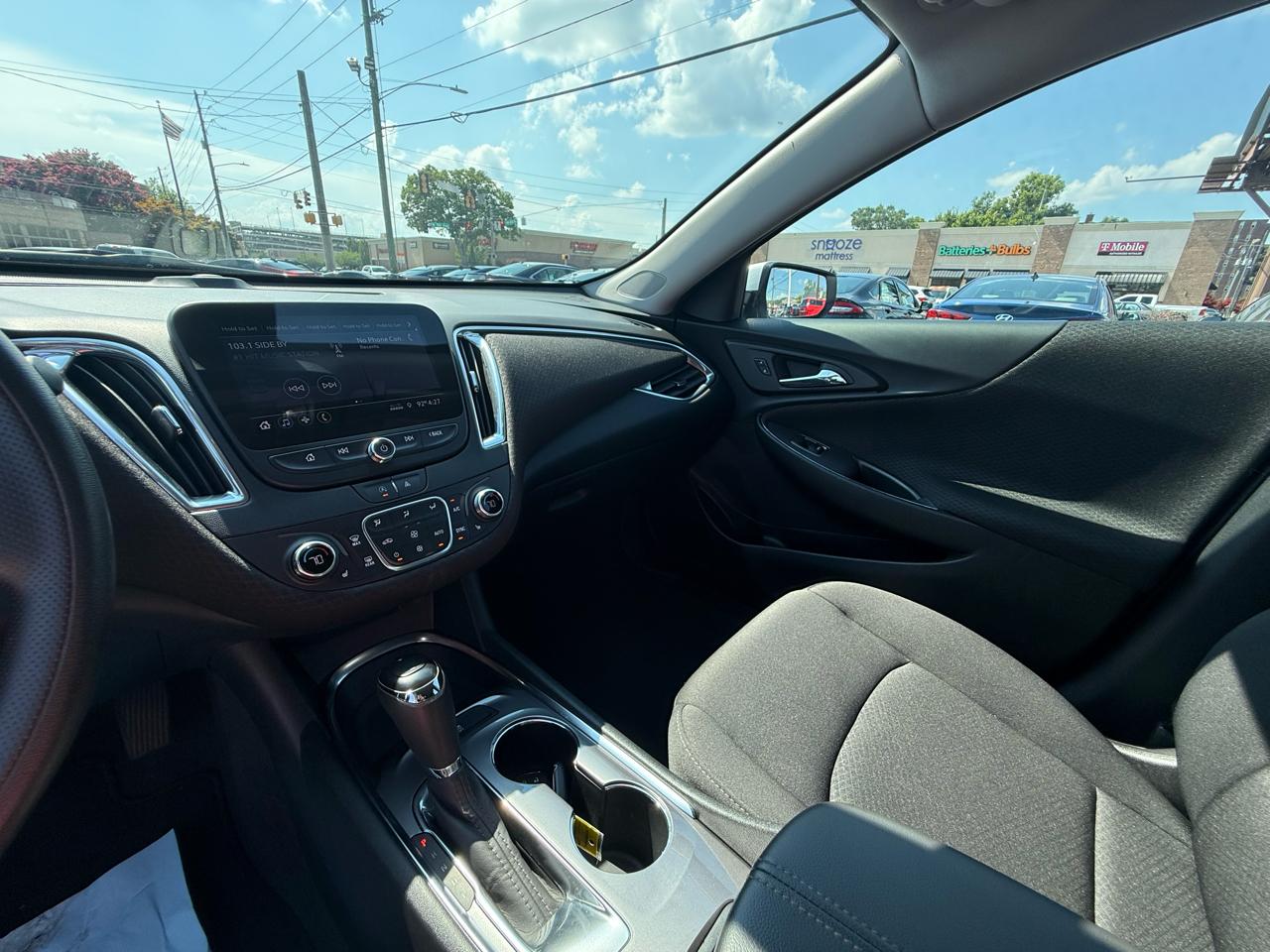 Chevrolet Malibu 4dr Sdn LT 2020