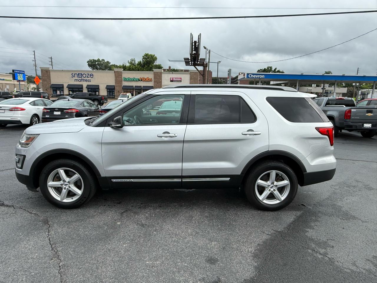 Ford Explorer 4WD 4dr XLT 2016