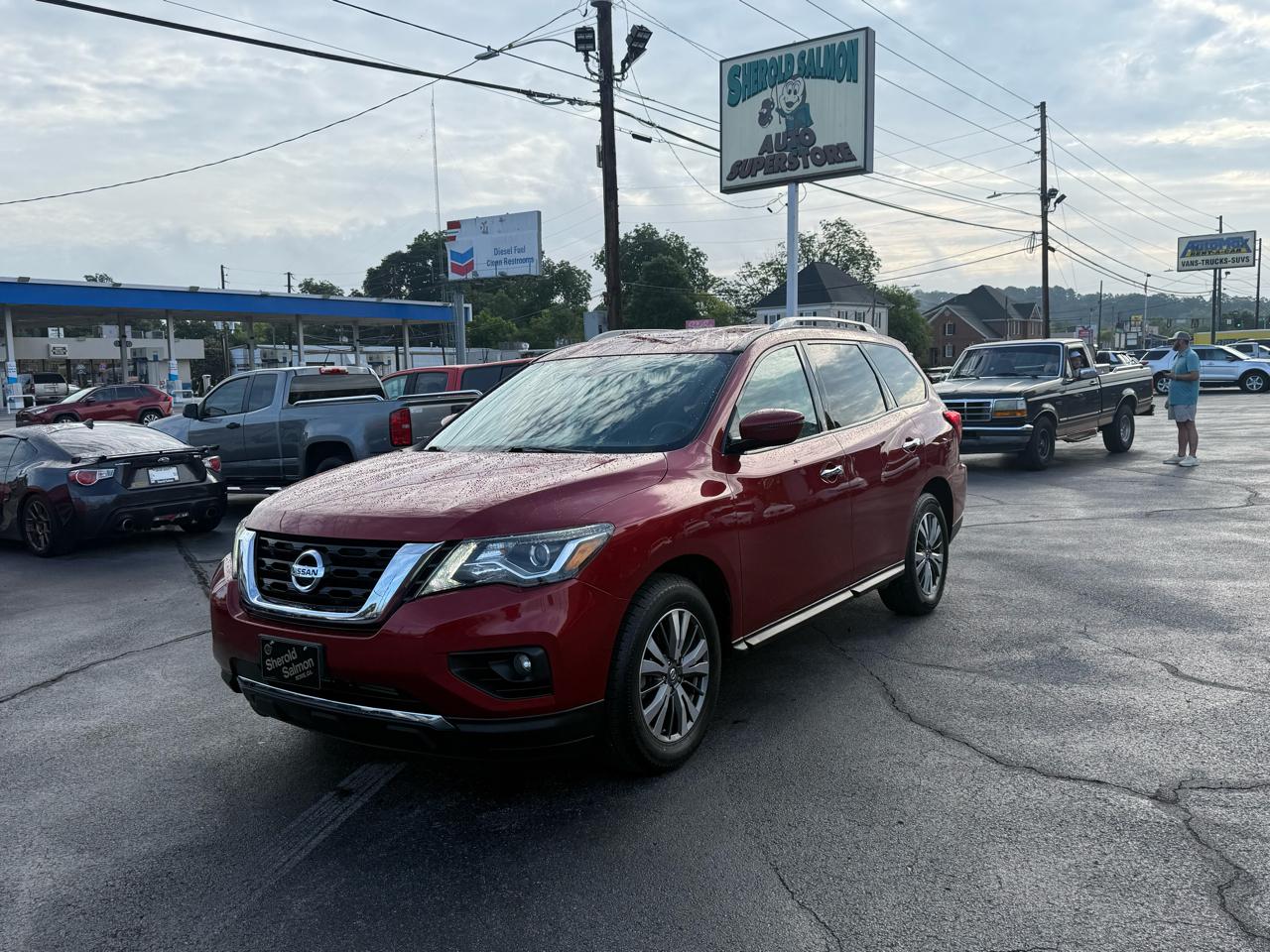 Nissan Pathfinder 4x4 SV 2017