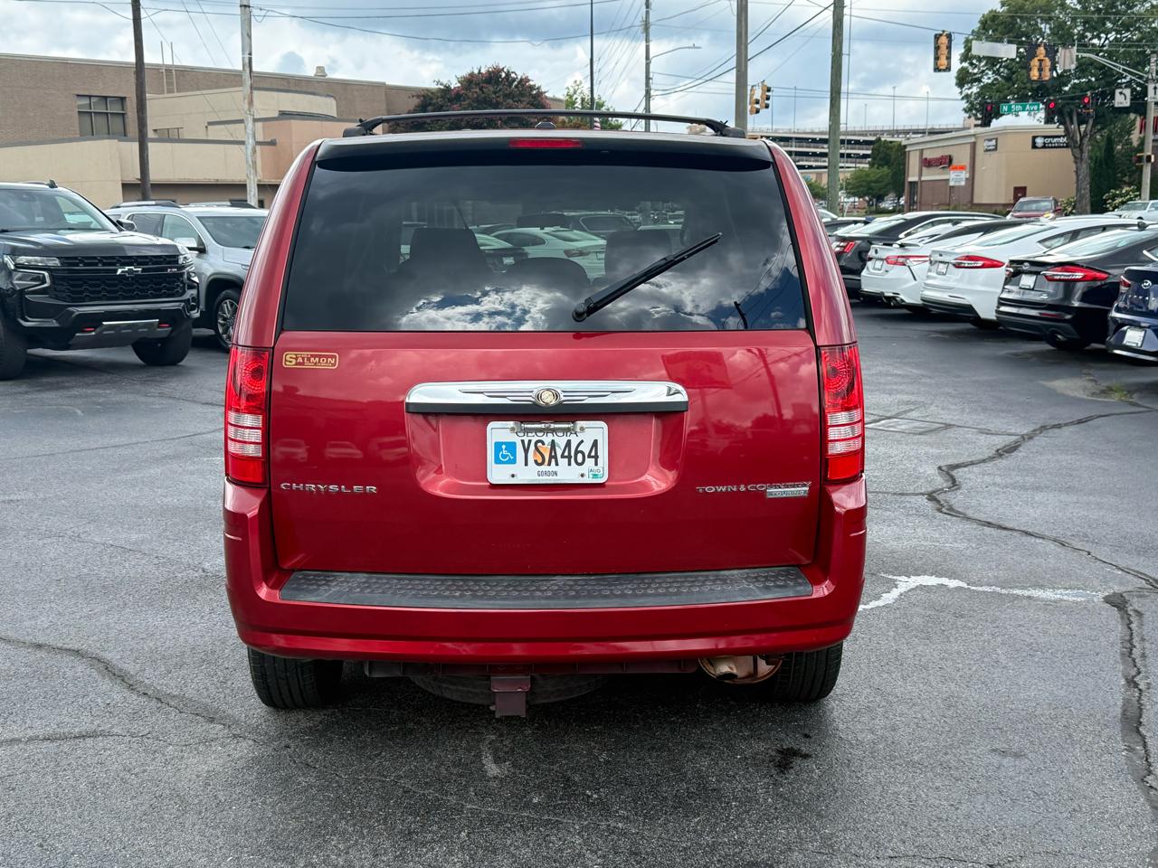 Chrysler Town & Country 4dr Wgn Touring 2010