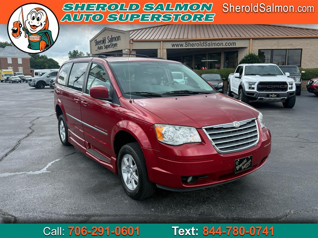 Chrysler Town & Country 4dr Wgn Touring 2010