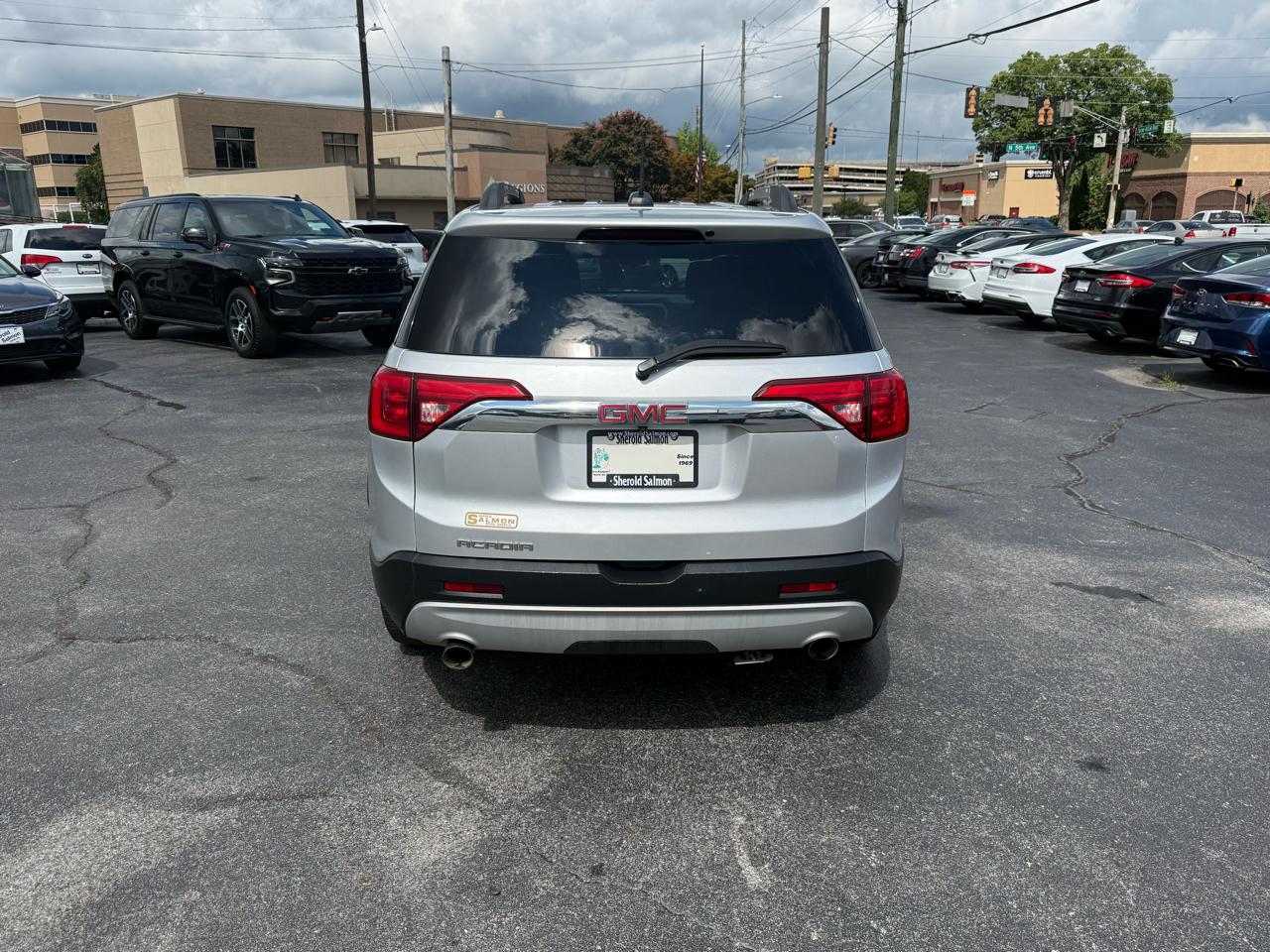 GMC Acadia FWD 4dr SLE w/SLE-2 2018