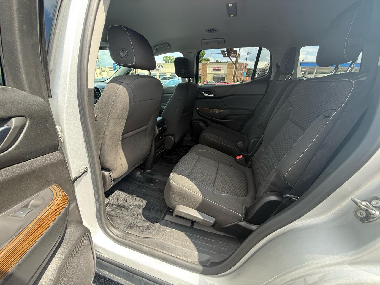 GMC Acadia FWD 4dr SLE w/SLE-2 2018