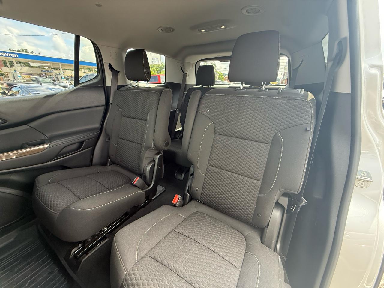 GMC Acadia FWD 4dr SLE w/SLE-2 2018