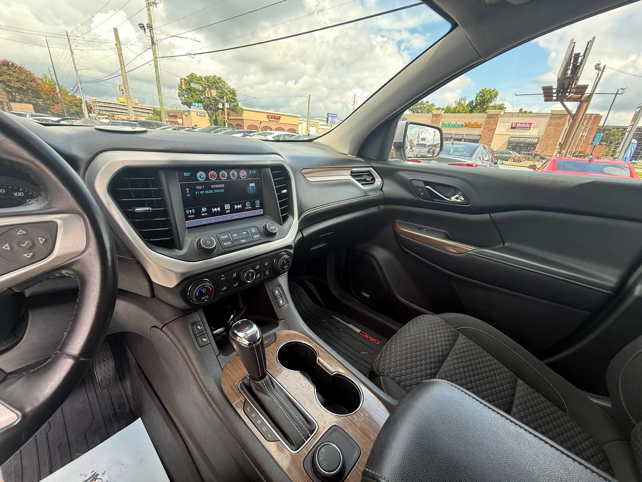 GMC Acadia FWD 4dr SLE w/SLE-2 2018