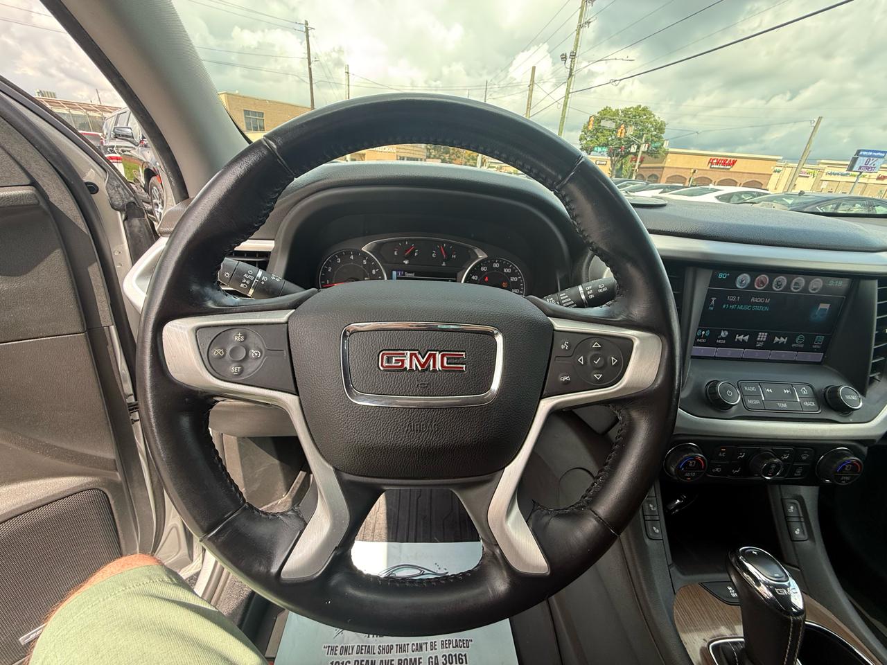 GMC Acadia FWD 4dr SLE w/SLE-2 2018