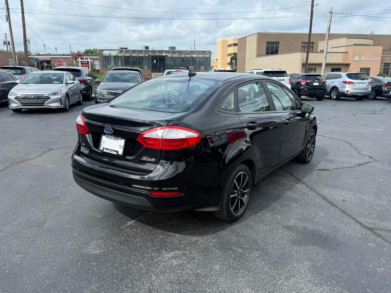 Ford Fiesta SE Sedan 2019