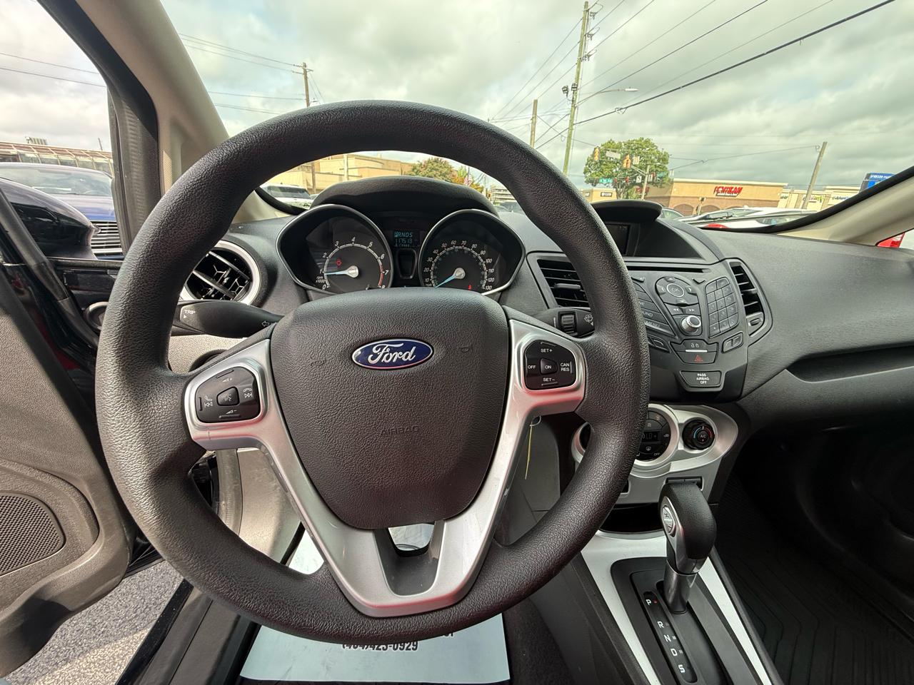 Ford Fiesta SE Sedan 2019