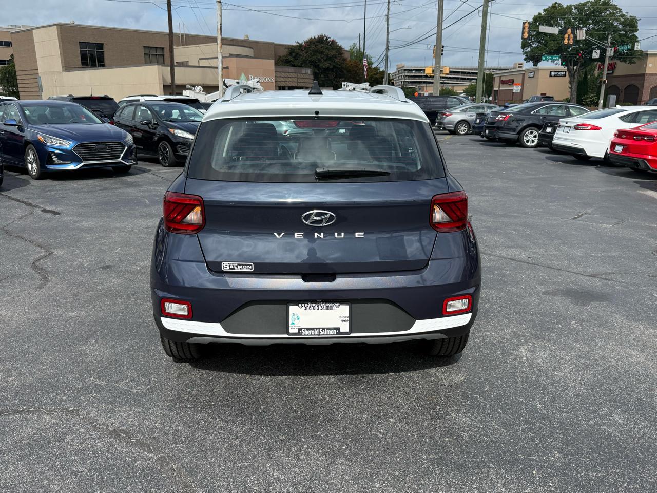 Hyundai Venue Limited IVT 2022