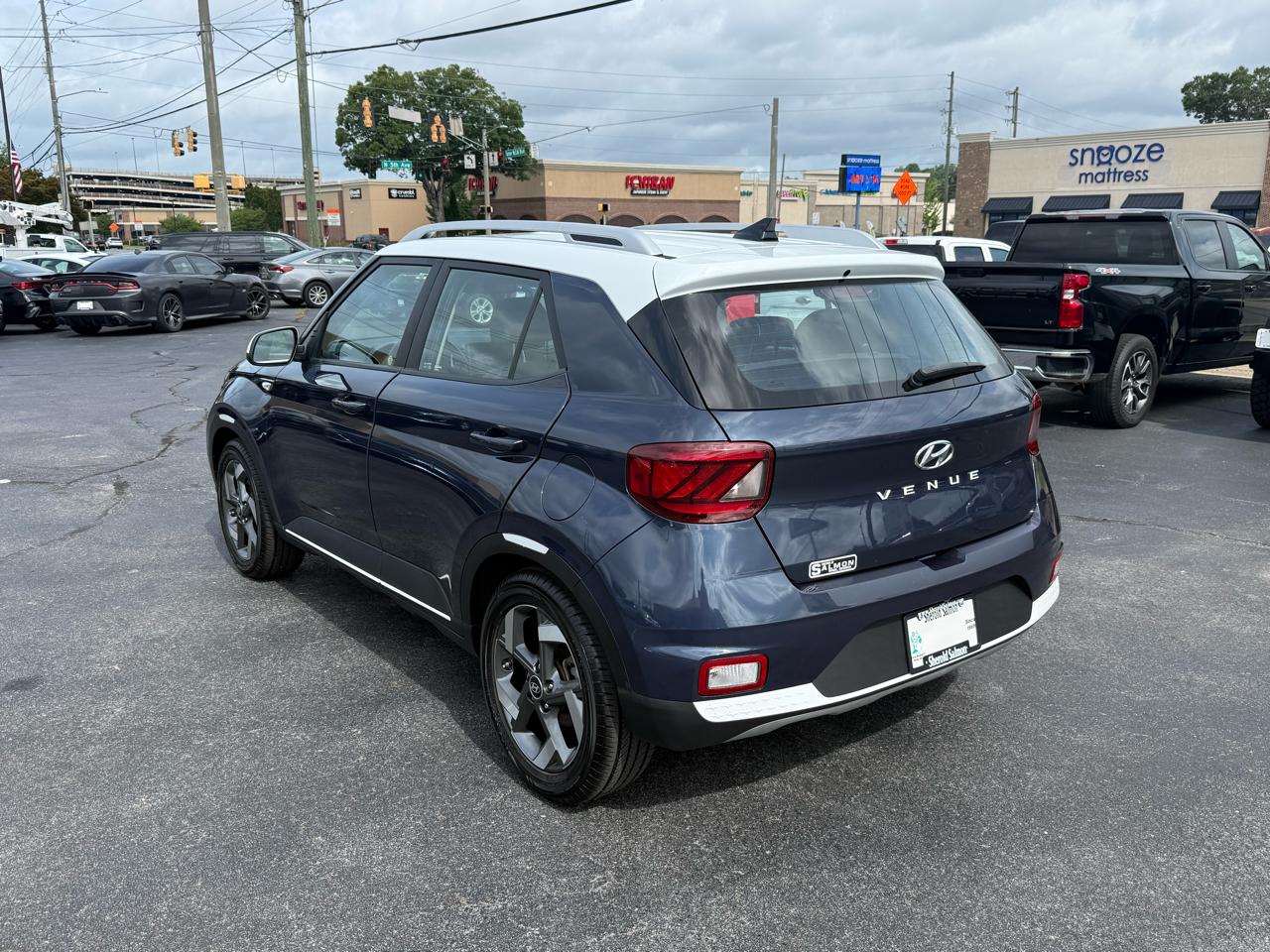 Hyundai Venue Limited IVT 2022